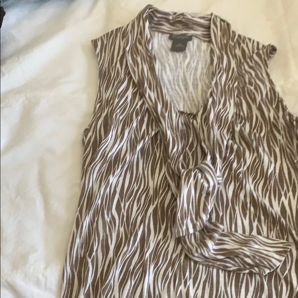 Top - Picture 2 of 2